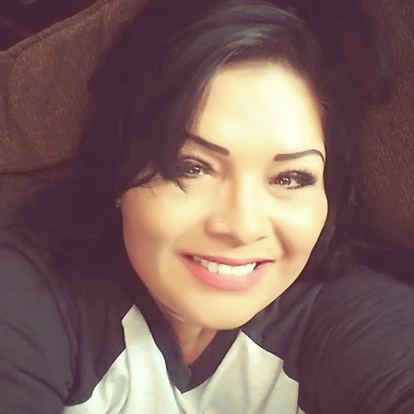 Meet your Posher, Nena - Picture 1 of 1